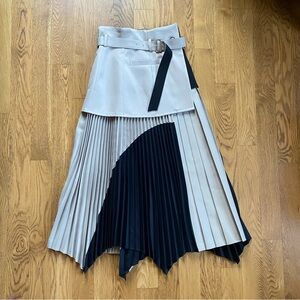 United Tokyo asymmetric skirt